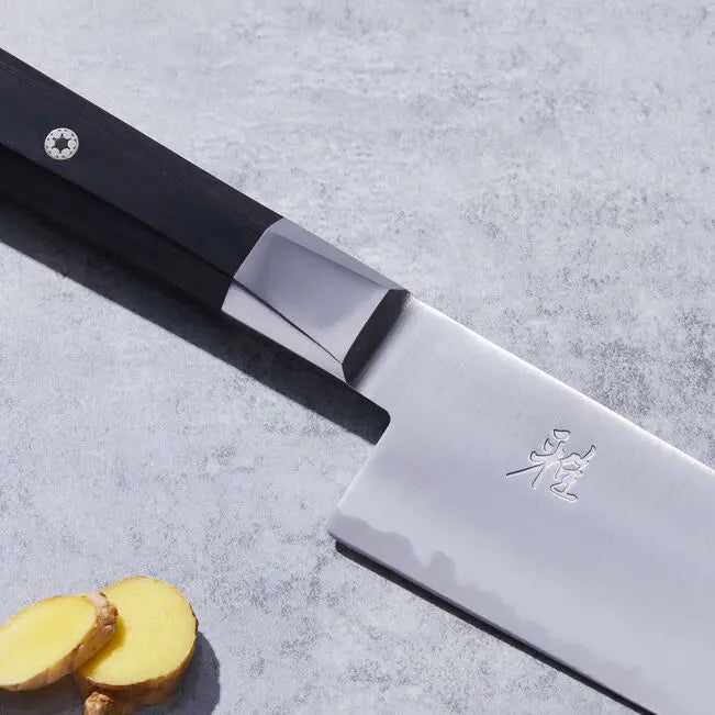 Miyabi 4000 FC Santoku Knife 7" – Black Handle Ginza Steel